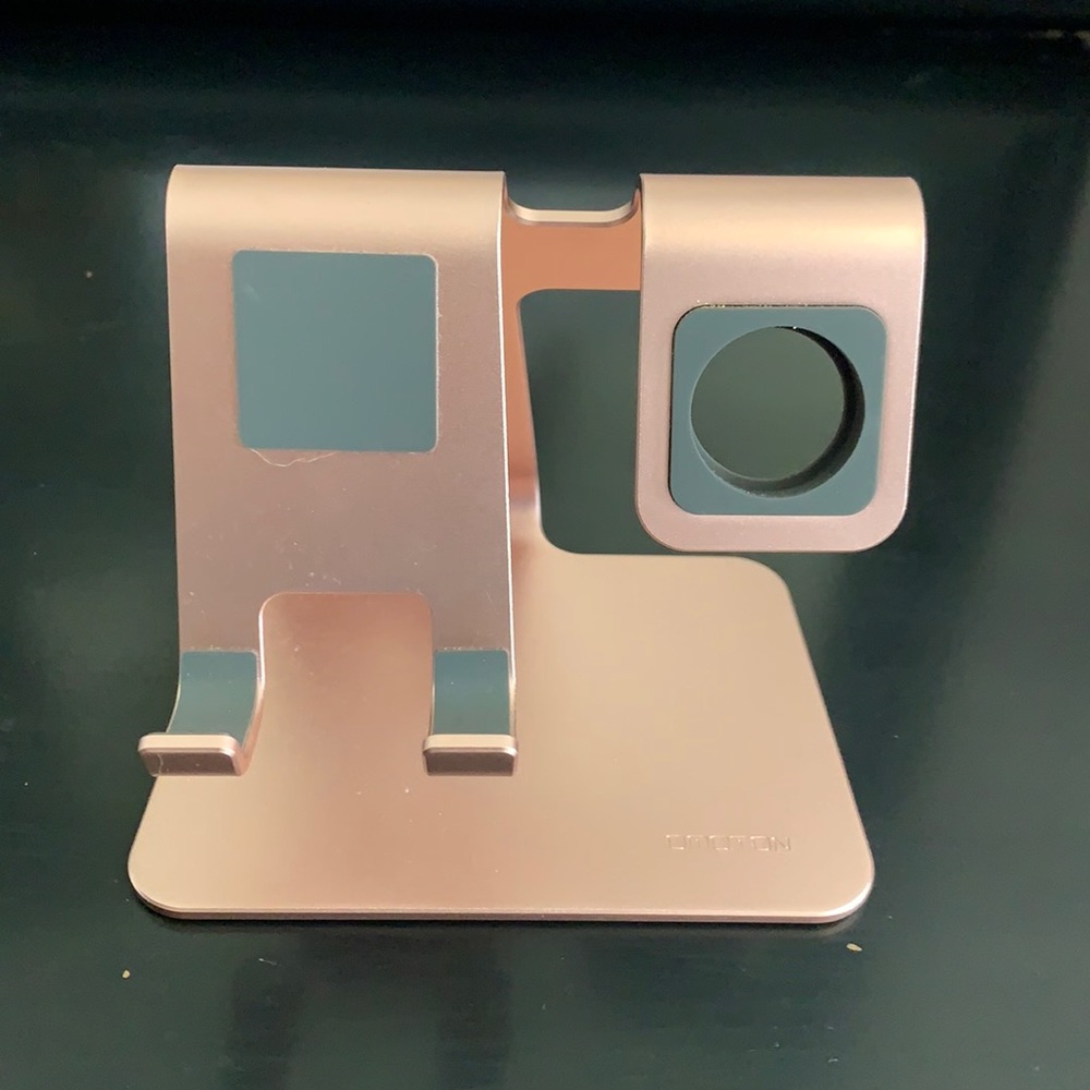 Iphone Apple Watch stand